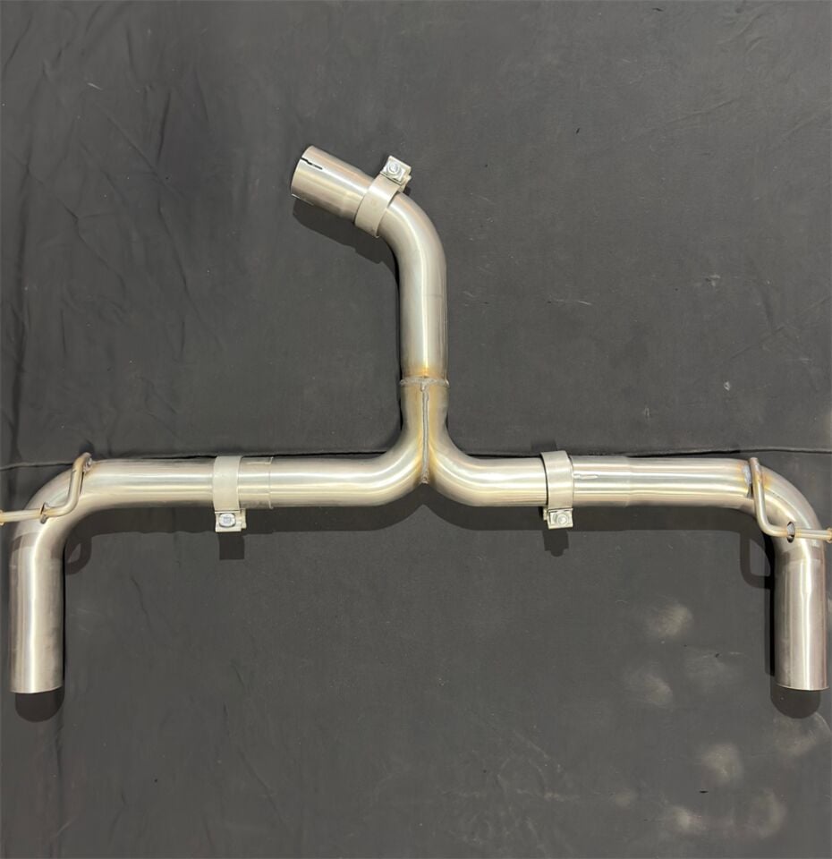 Cupra Leon 1.5 Mat Krom Ayarlı Arka Y Pipe