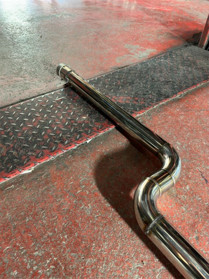 Bmw F30 3.16 / 3.20 Krom Flanşlı Varex Ve Arka Krom Boru Ve M Karbon Egzoz Uçları Takım