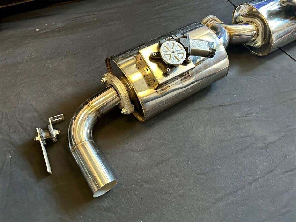 Bmw G21 Arka Sag Ve Sol Krom Flanşlı Aktif Çift Yassı Varex Son ve Orta İptal İşlemi