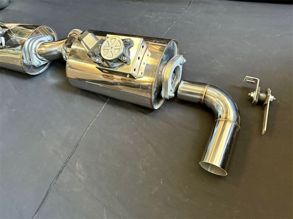 Bmw G23 70 mm Krom Borular ve Krom Flanşlı Çift Yassı Varex Son ve Orta İptal İşlemi