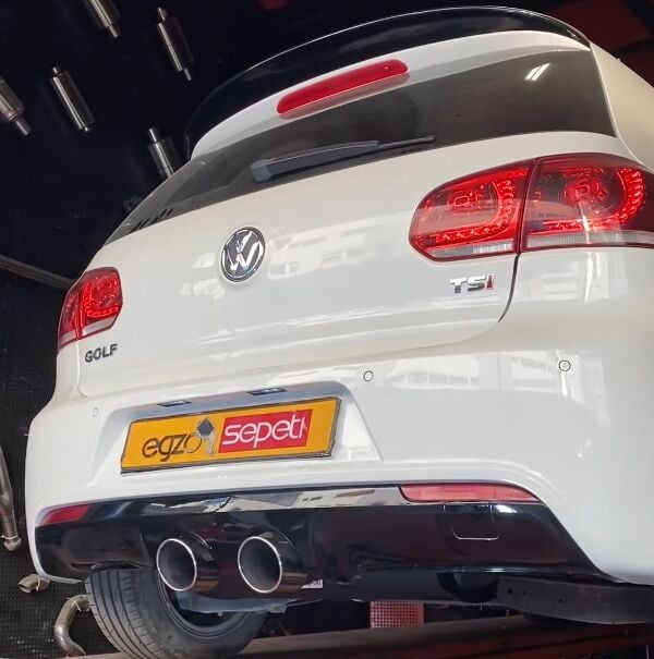 VW Golf 6 İçin Ortadan Egzoz Çıkılarını Aktif Etmek İsteyenler İçin Özel Üretim Sessiz Susturucu, Uçlar Dahil Degildir.
