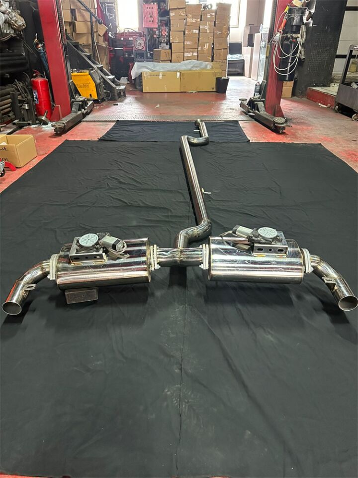 Bmw G20 Arka Sag Ve Sol Krom Flanşlı Aktif Çift Yassı Varex Ve 70 mm. Krom Borular