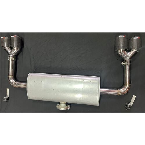 Audi A3 İçin Sag Ve Sol Egzoz Özel Üretim Susturucu + Sag Ve Sol Baglantı Ekipmanları Takım Halinde + Akrapoviç Egzoz Seti