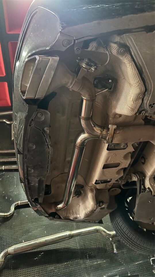 Porsche Arka Y Pipe Krom