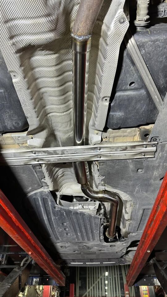 Bmw G22 Opf Ve Orta İptali Krom 70 mm + Spor Susturucu 70 mm