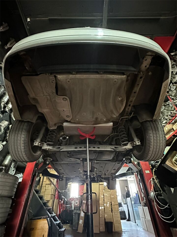 Skoda Octavia Sag Ve Sol Egzoz Çıkılarını Aktif Etmek İçin Özel Üretim Susturucu