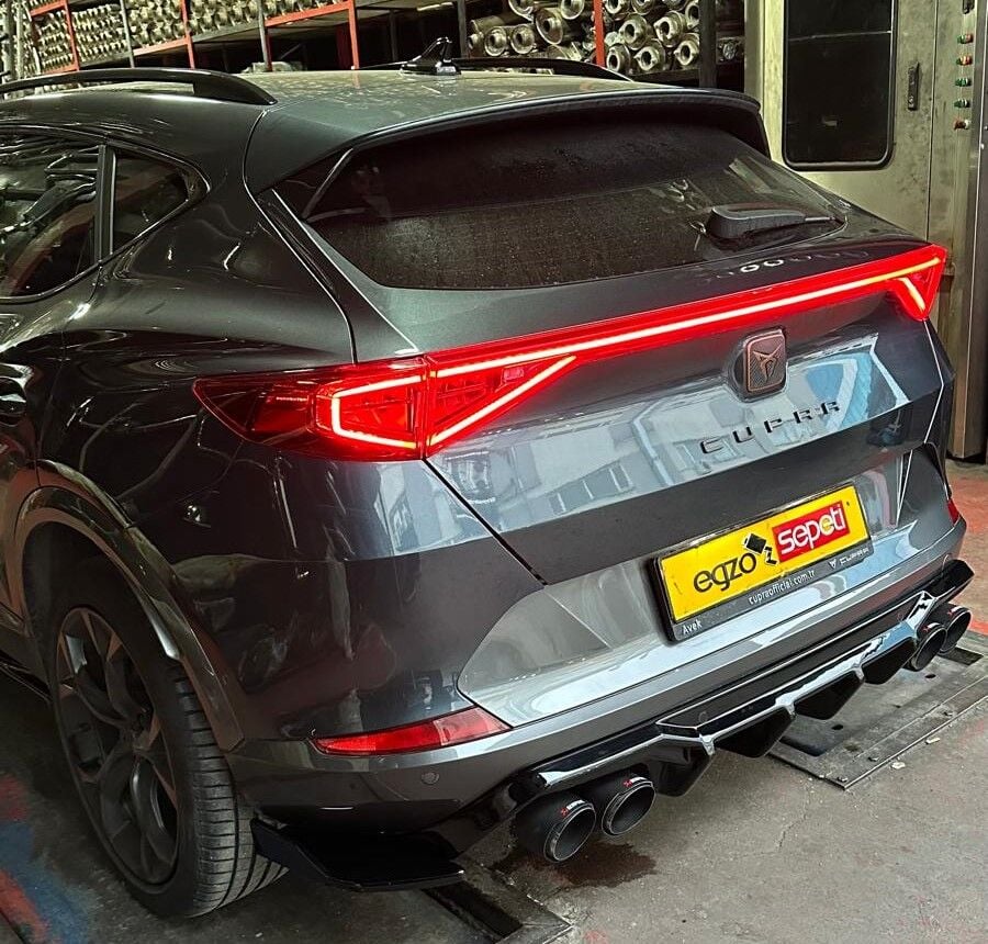 Cupra Formentor Bodykit Seti Piano Black Boyalı