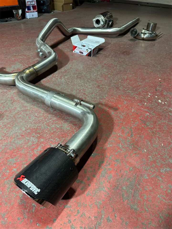 Seat Leon 1.6 Dizel Mat Krom Set