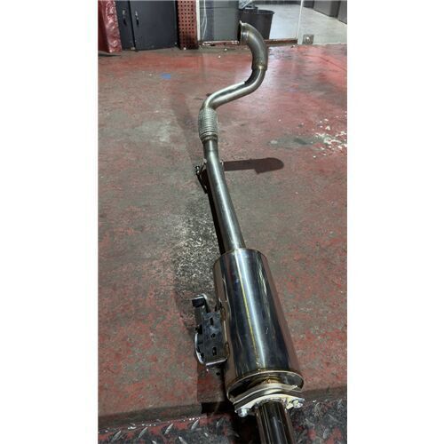 VW Golf 7,5 R 2.0 Benzinli Downpipe Çift Krom Flanşlı Varex 70 mm Krom Borular