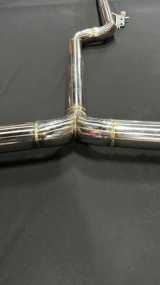 Audi A7 45 Tfsi 2.0 Kumandalı Performans Çift Varexli Egzoz Kiti