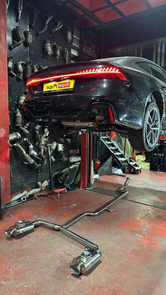 Audi A7 45 Tfsi 2.0 Kumandalı Performans Çift Varexli Egzoz Kiti