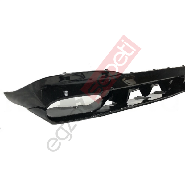 Mercedes W118 CLA45 DİFÜZÖR VE KROM EGSOZ UCU