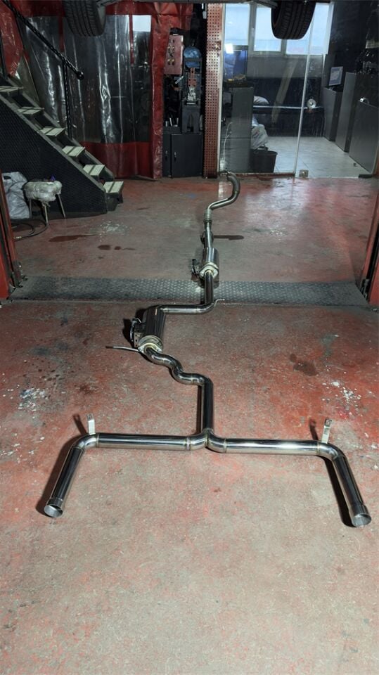 VW CC 1.4 / 1.5 Benzinli Downpipe Çift Krom Flanşlı Varex 60 mm Krom Borularla Krom Kit