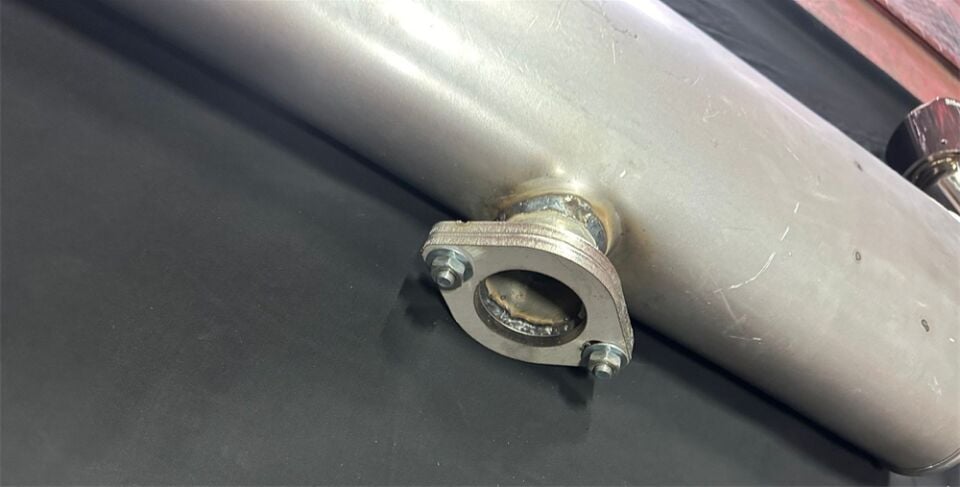 Cupra Formentor Sag Ve Sol Egzoz Özel Üretim Susturucu Akrapoviç Sag Ve Sol Takım + Sag Ve Sol Baglantı Ekipmanları Takım Halinde