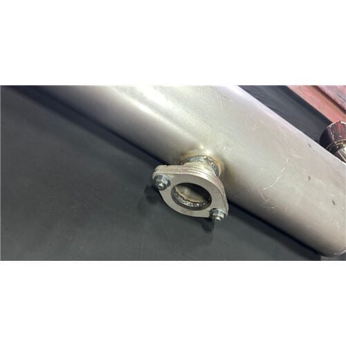 VW Golf 8 İçin R Modeli Sag Ve Sol Egzoz Özel Üretim Susturucu + Sag Ve Sol Baglantı Ekipmanları Takım Halinde + Akrapoviç Egzoz Seti