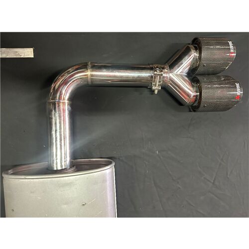 VW Golf 7 Ve 7,5 İçin R Modeli Sag Ve Sol Egzoz Özel Üretim Susturucu + Sag Ve Sol Baglantı Ekipmanları Takım Halinde + Akrapoviç Egzoz Seti