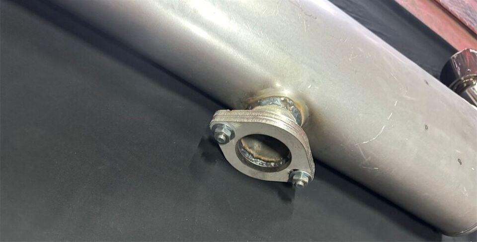 Cupra Terramar Sag Ve Sol Egzoz Özel Üretim Susturucu Akrapoviç Sag Ve Sol Takım + Sag Ve Sol Baglantı Ekipmanları Takım Halinde