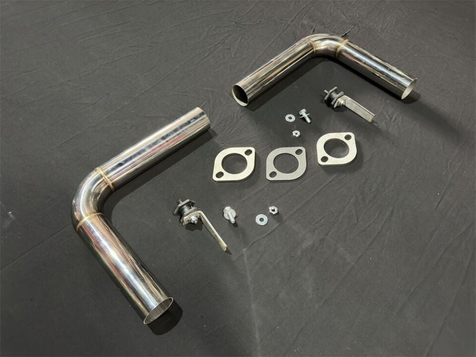 Cupra Terramar Sag Ve Sol Egzoz Çıkışlarını Aktif Etmek İçin Özel Üretim Krom Boru, Flans Sistemi Ve Bağlantı Ekipmanları