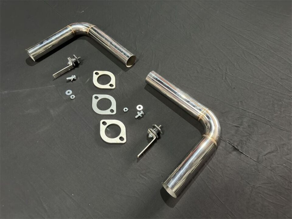 Cupra Terramar Sag Ve Sol Egzoz Çıkışlarını Aktif Etmek İçin Özel Üretim Krom Boru, Flans Sistemi Ve Bağlantı Ekipmanları