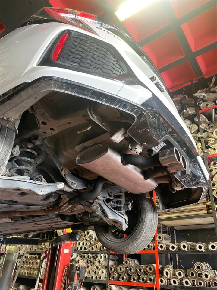 Honda Civic Ortadan Egzoz Çıkılarını Aktif Etmek İsteyenler İçin Özel Üretim Sessiz Susturucu