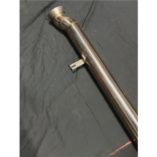 Bmw G22 Arka Sag Ve Sol Krom Flanşlı Aktif Çift Yassı Varex Krom Borular Difüzör Ve M Karbon Egzoz Uçları