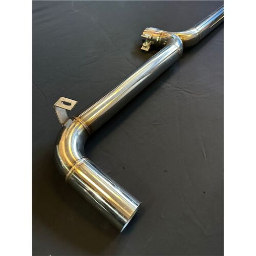 Bmw G22 Arka Y Pipe Krom