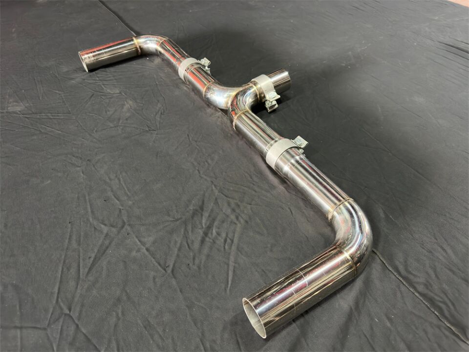 VW Tiguan Parlak Krom Ayarlı Arka Y Pipe