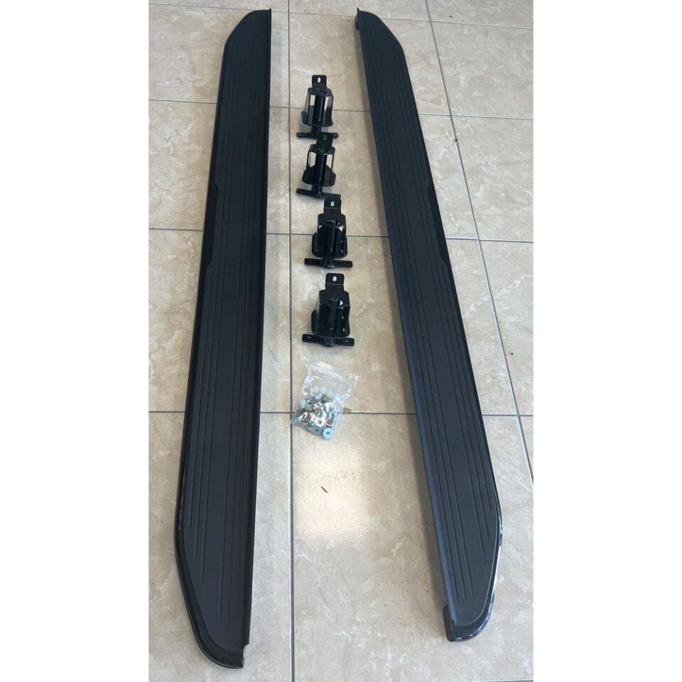 EVOQUE BASAMAK 2012-2019 SİYAH