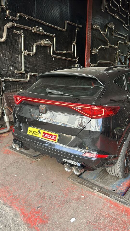 Cupra Formantor Çift Çıkış Arka Boru + 100 mm Krom 4 Çıkış Egzoz Ucu