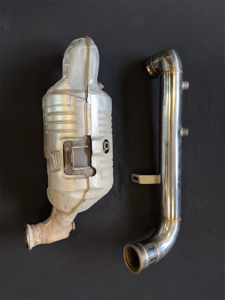 Peugeot 5008 Downpipe + Dpf İptali 2 Parça