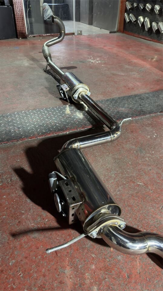 Audi A3 1.4 / 1.5 Benzinli Downpipe Çift Krom Flanşlı Varex 60 mm Krom Borularla Krom Kit