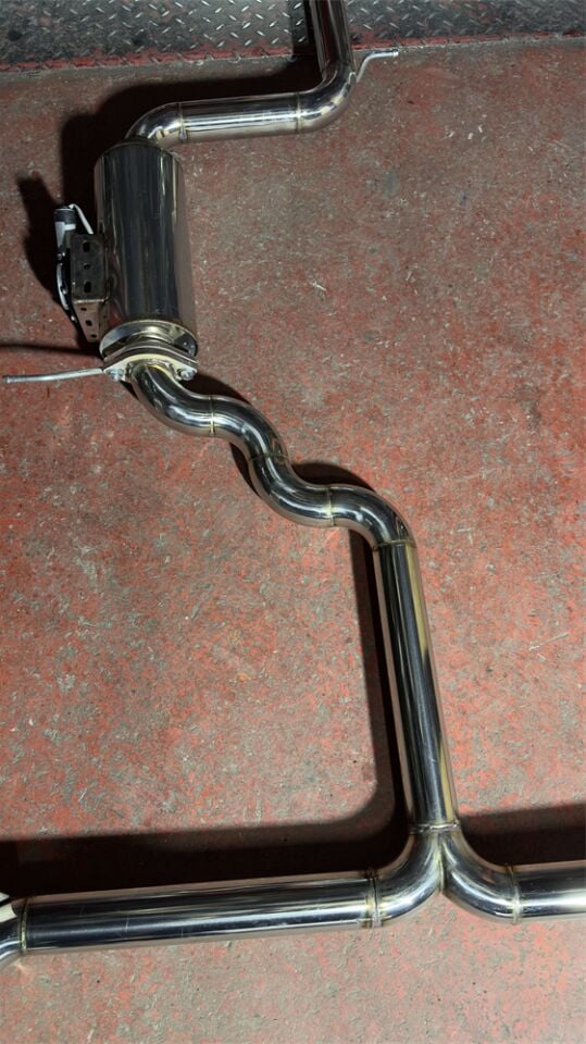 Audi A3 1.4 / 1.5 Benzinli Downpipe Çift Krom Flanşlı Varex 60 mm Krom Borularla Krom Kit