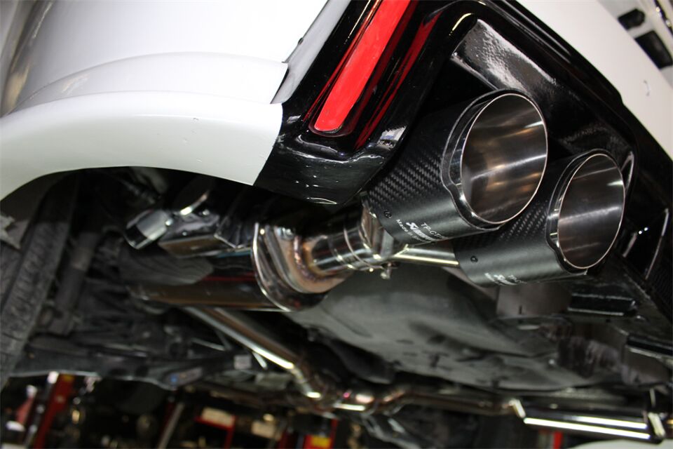 Honda Civic Fc5 / Fk7 Benzinli Krom Flanşlı Çift Varex 60 mm Krom Borular Ve İthal Karbon Akrapoviç Egzoz Uçları