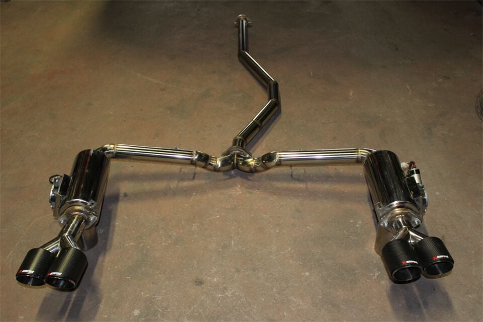 Honda Civic Fc5 / Fk7 Benzinli Krom Flanşlı Çift Varex 60 mm Krom Borular Ve İthal Karbon Akrapoviç Egzoz Uçları
