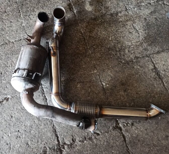 Volvo S40 Downpipe Spiralli