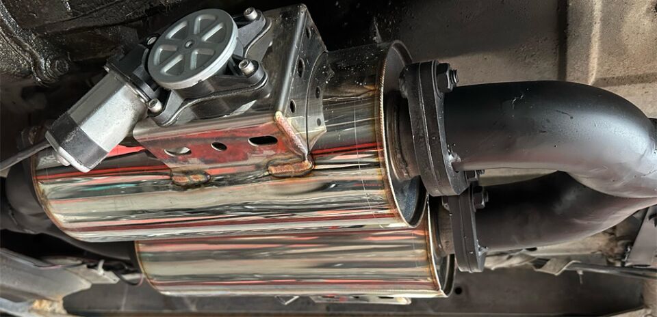 Jeep Çift Varex 2.0 Motor Üstü İçin Üniversal Arka Çiftli Flanşlı Varex Ve Arka Dkp Y Pipe + Varex Beyin Kumandası