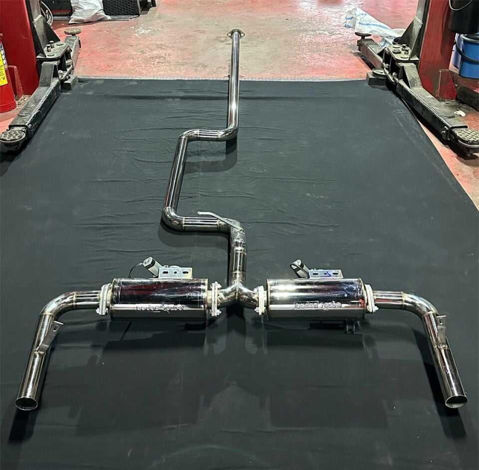 Honda Civic Fc5 / Fk7 Benzinli Krom Flanşlı Çift Varex 60 mm Krom Borular