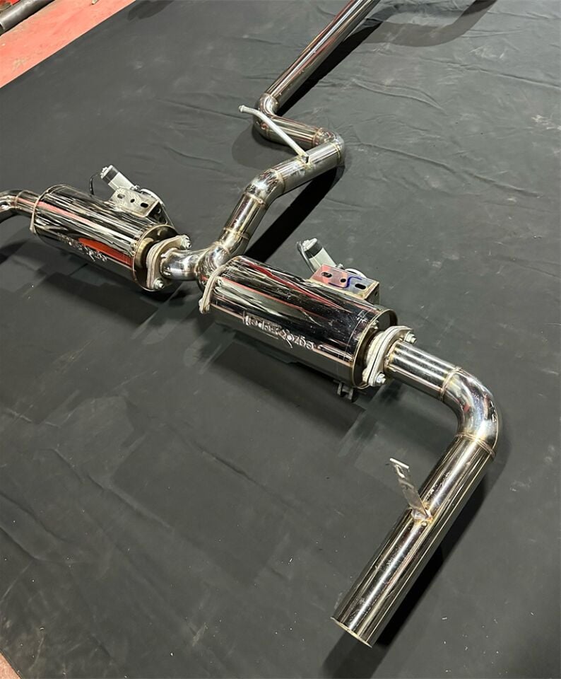 Honda Civic Fc5 / Fk7 Benzinli Krom Flanşlı Çift Varex 60 mm Krom Borular