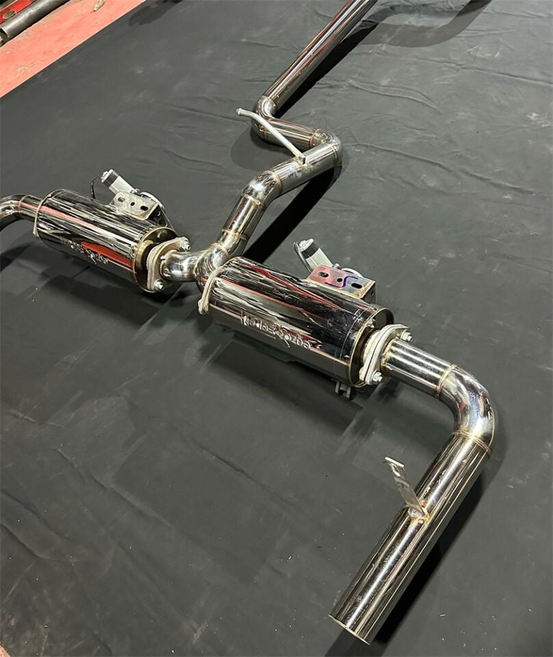 Honda Civic Fc5 / Fk7 Benzinli Krom Flanşlı Çift Varex 60 mm Krom Borular