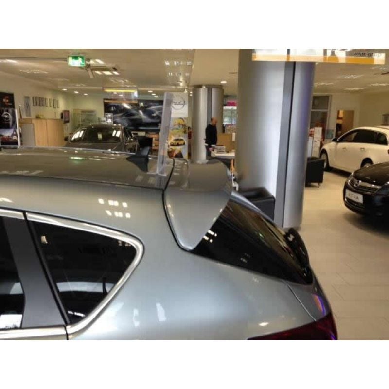Opel Astra J Makyajsız Spoiler