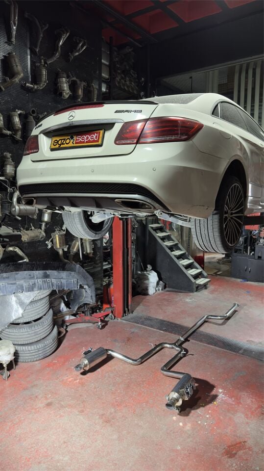 Mercedes E250 W207 1.8 Çift Varex Komple Krom 60 mm