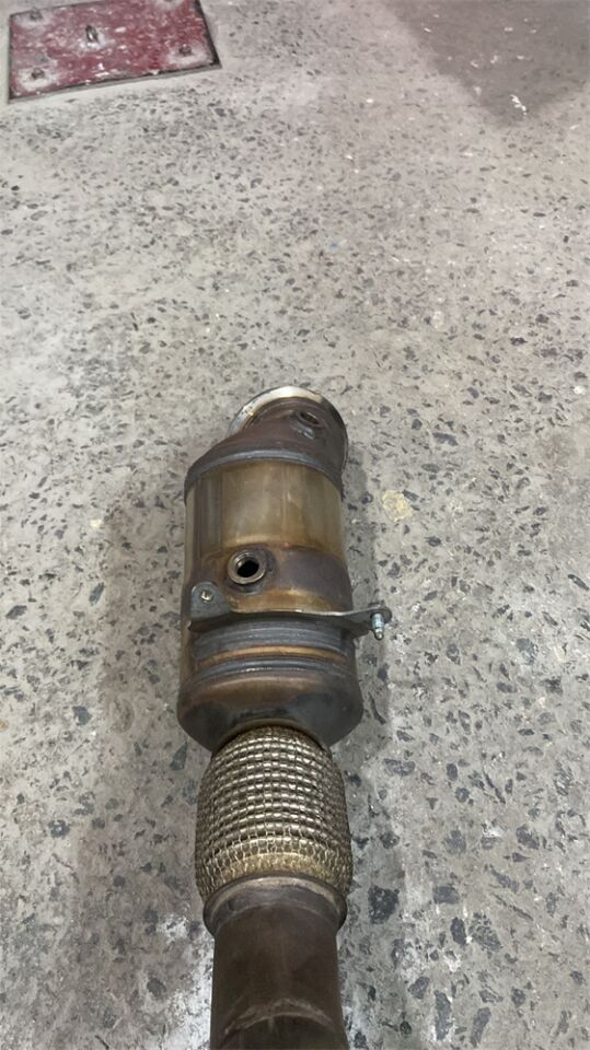 Bmw F30 3.18 Katalitik Konvektör