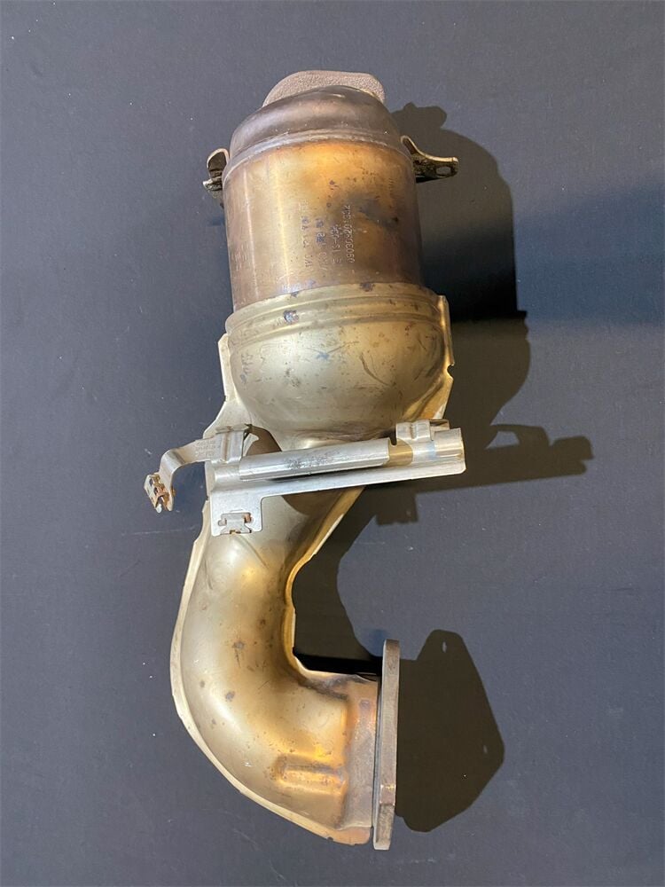 VW Scirocco 160 Orjinal Çıkma Katalizör