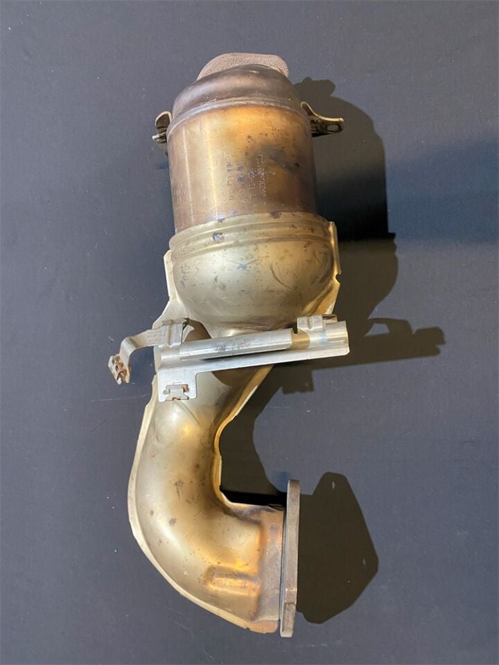 VW Scirocco 160 Orjinal Çıkma Katalizör