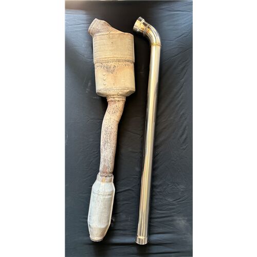 Bmw G23 Opf Ve Orta İptali Krom 70 mm