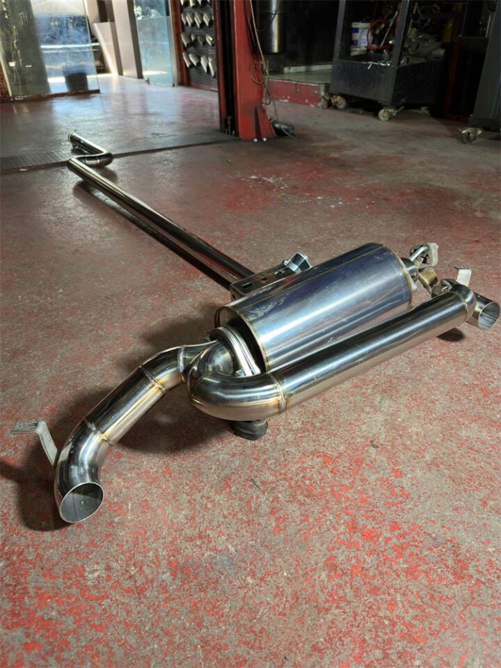 Bmw F30 3.16 / 3.20 Krom Borular Ve 1 Adet Krom Flanşlı Varex
