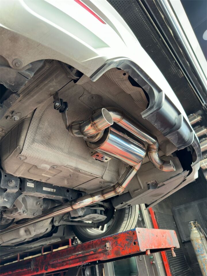 Bmw F30 3.16 / 3.20 Krom Borular Ve 1 Adet Krom Flanşlı Varex