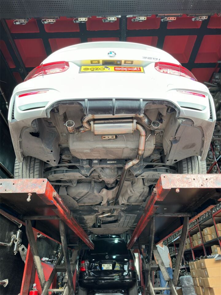 Bmw F30 3.16 / 3.20 Krom Borular Ve 1 Adet Krom Flanşlı Varex