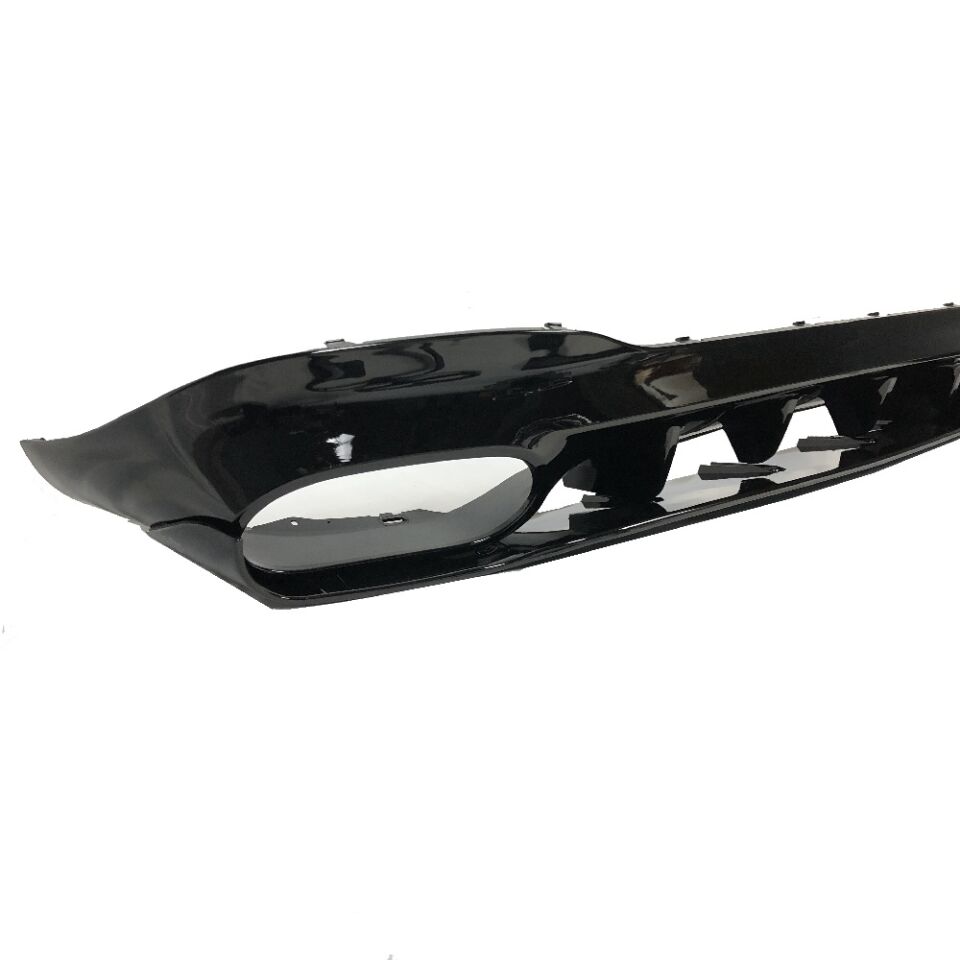 W118 CLA45 DİFÜZÖR VE KROM EGSOZ UCU