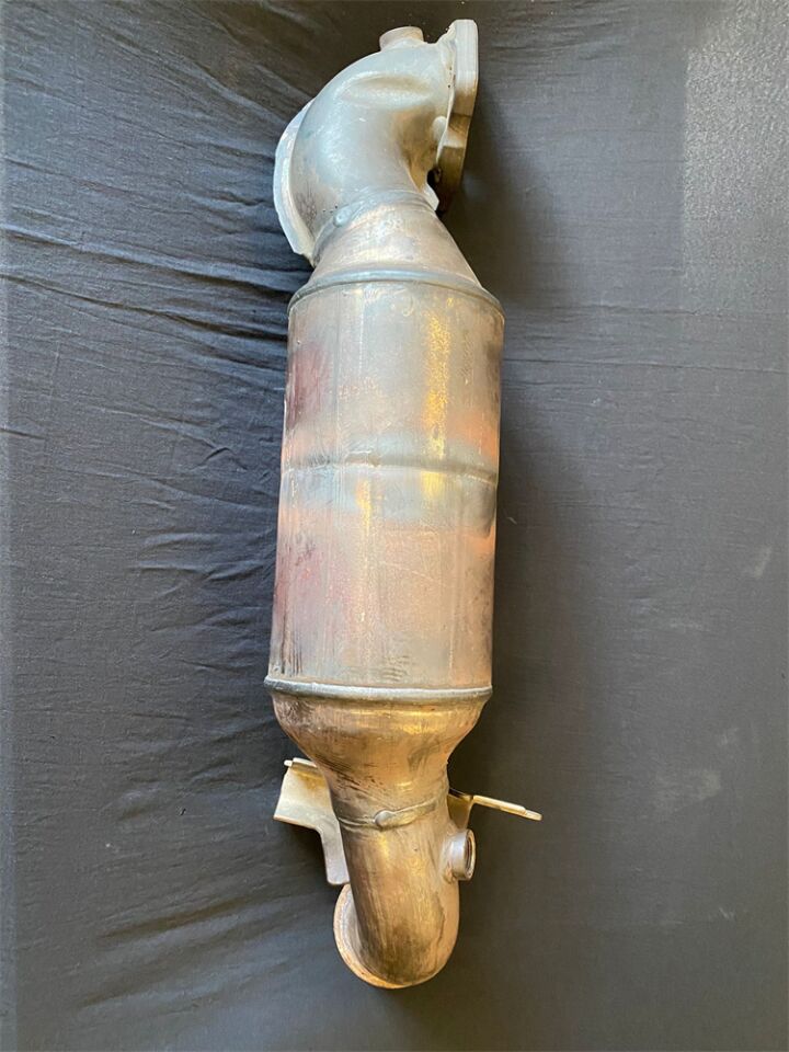 Peugeot 207 1.6 Thp Katalitik Konvektör Çıkma